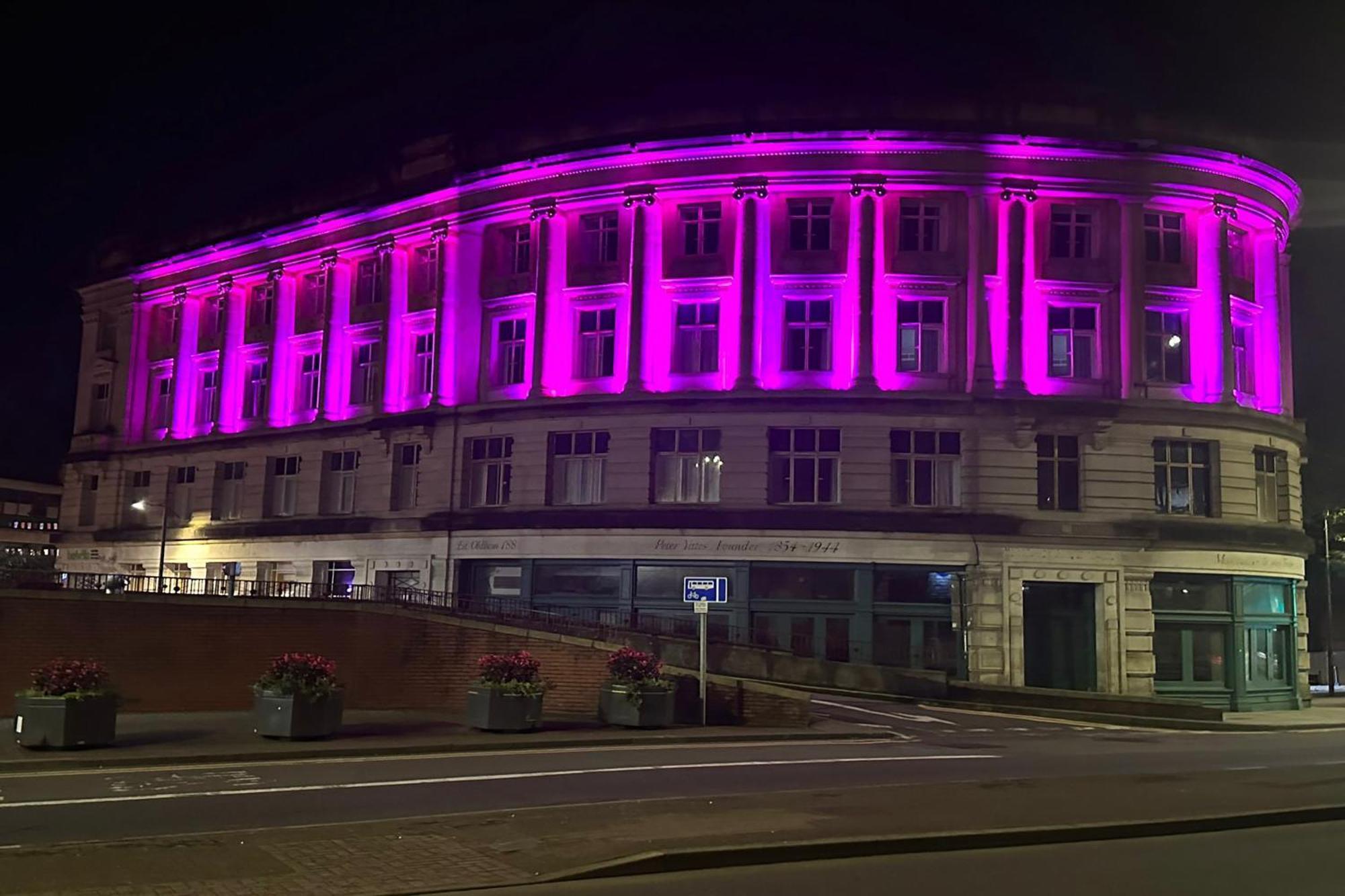 Belvilla Newport City Centre Hotel - Lifestyle Kültér fotó
