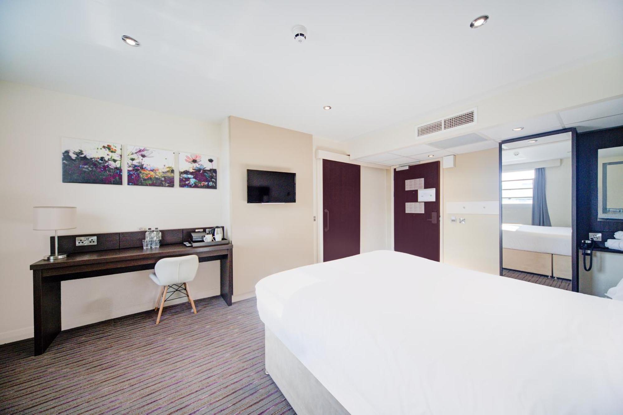 Belvilla Newport City Centre Hotel - Lifestyle Kültér fotó
