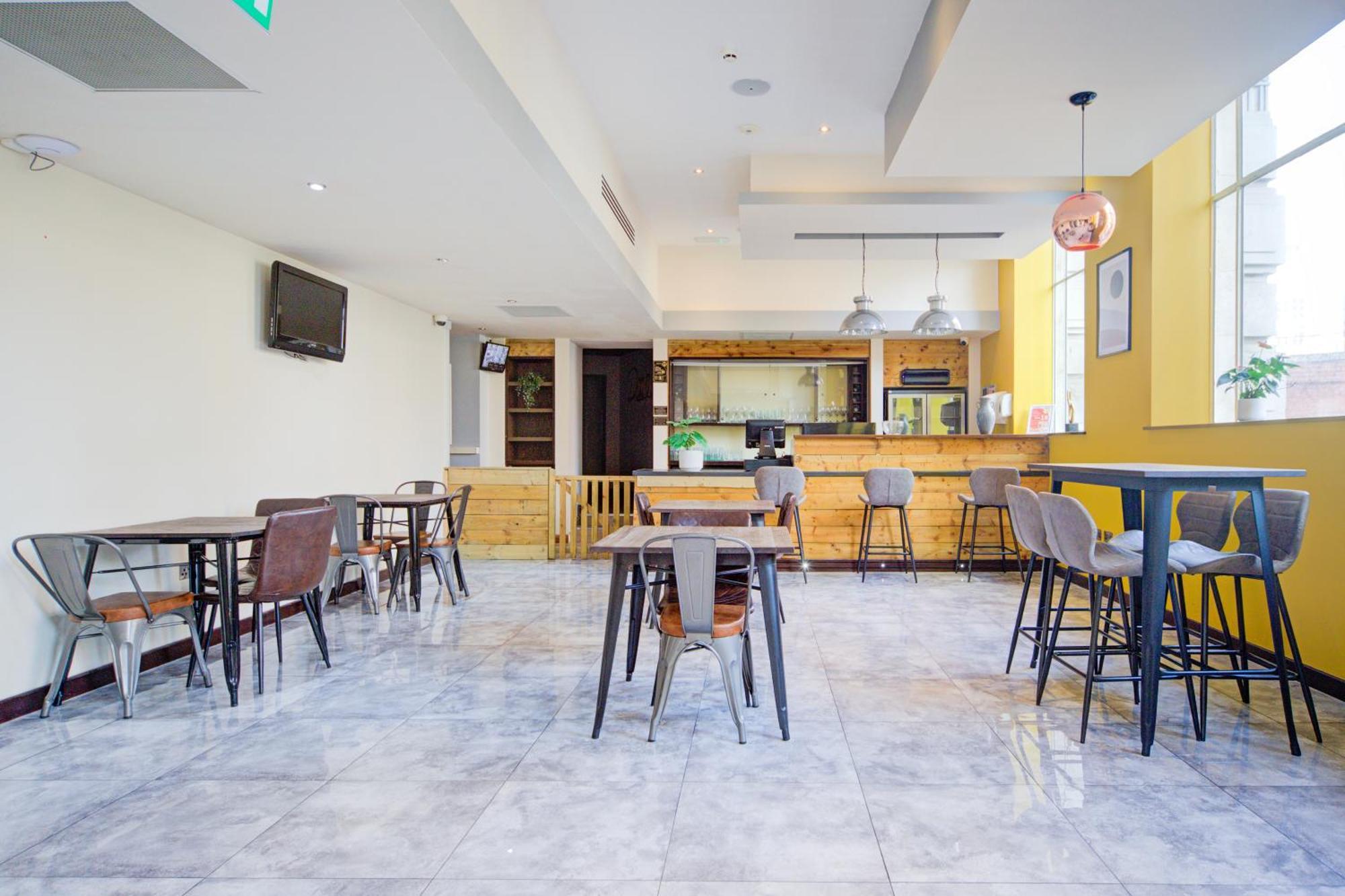 Belvilla Newport City Centre Hotel - Lifestyle Kültér fotó