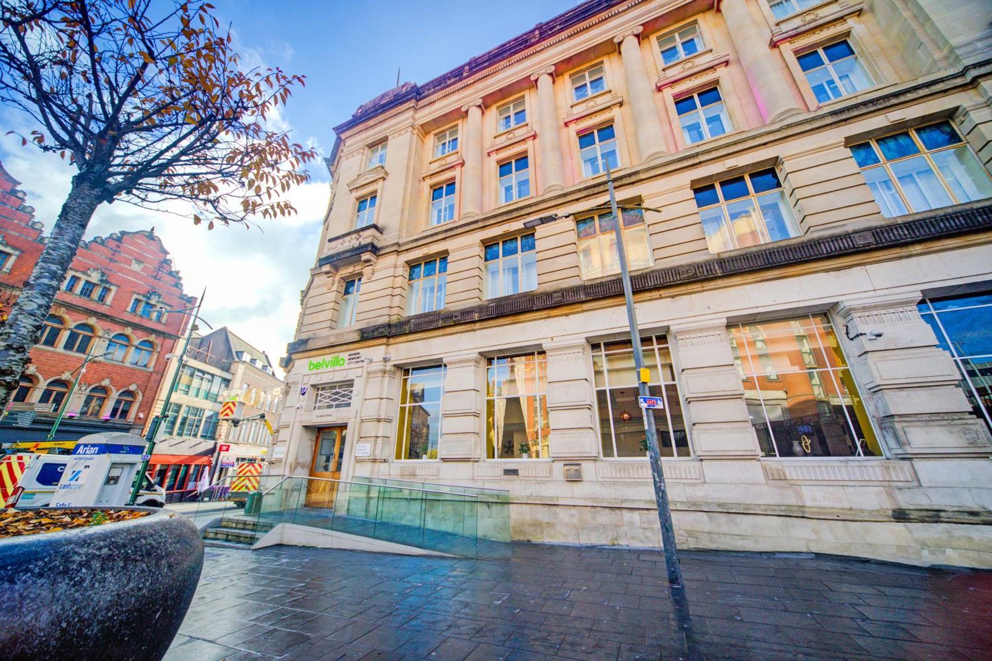 Belvilla Newport City Centre Hotel - Lifestyle Kültér fotó